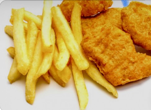 Chicken Nuggets 8 pcs & Chips