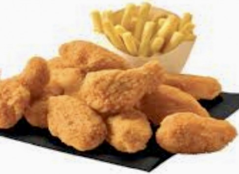 6 Crispy Hot wings with chips